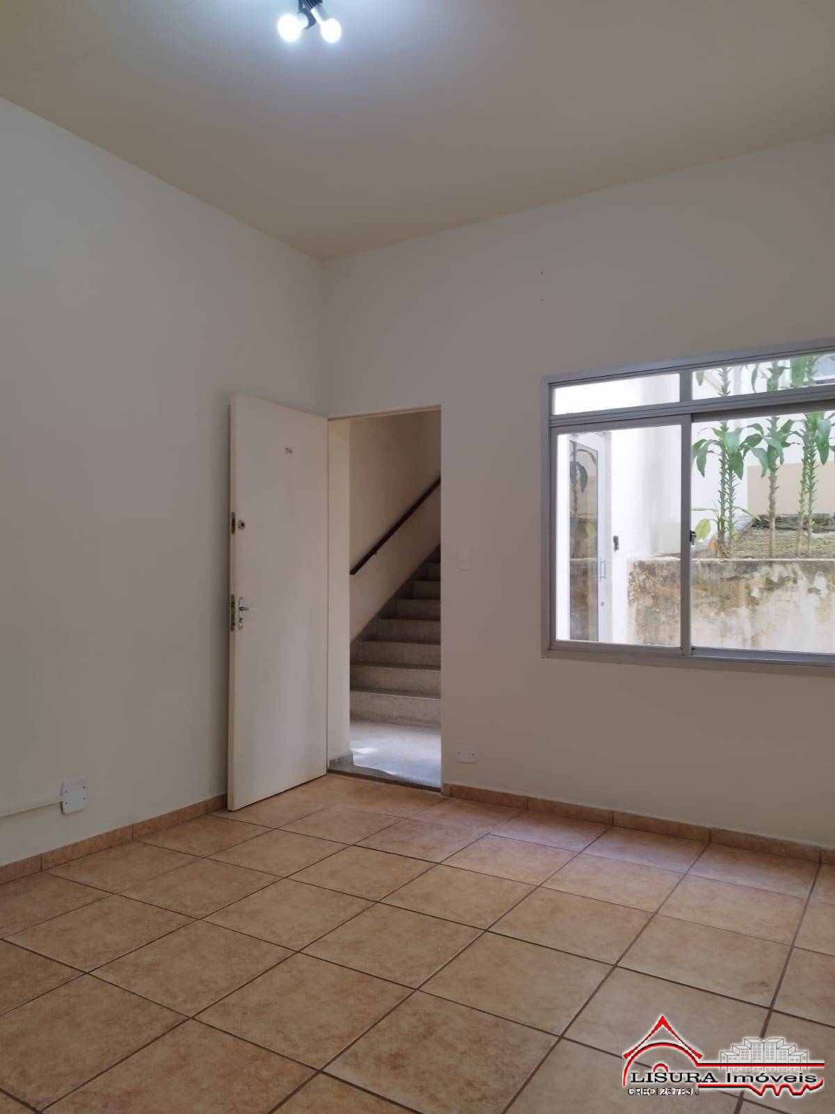 Apartamento à venda com 2 quartos, 50m² - Foto 2