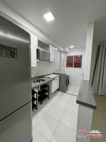 Apartamento à venda com 2 quartos, 56m² - Foto 2