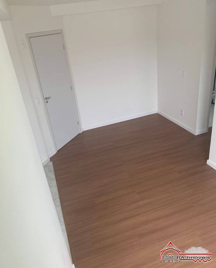 Apartamento à venda com 2 quartos, 47m² - Foto 2