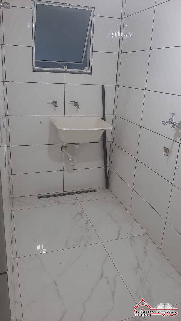 Casa à venda com 4 quartos, 304m² - Foto 17