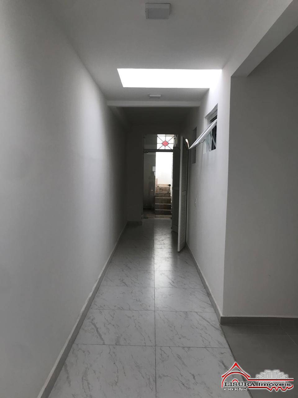 Casa de Condomínio para alugar com 4 quartos, 169m² - Foto 59