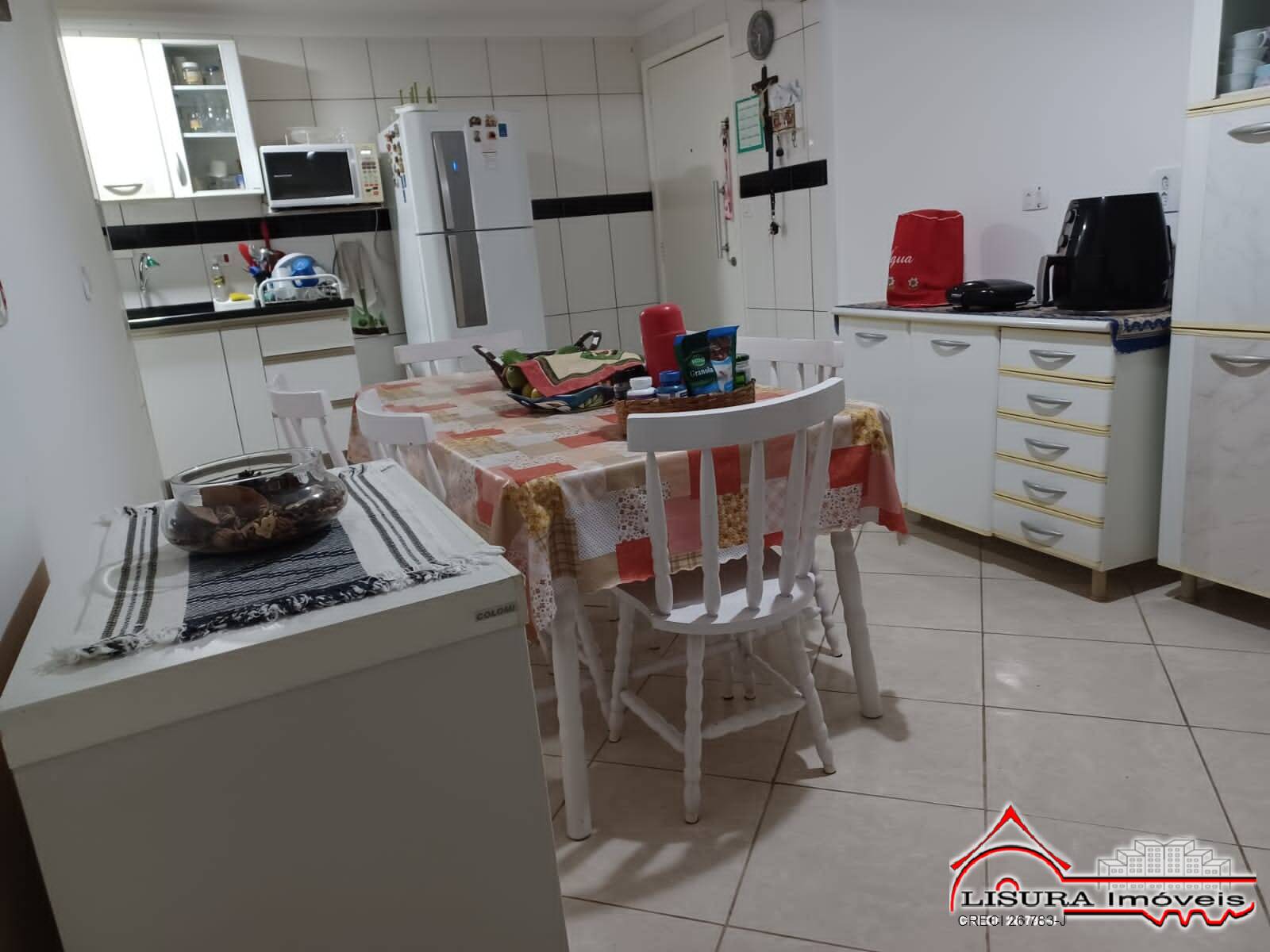 Casa à venda com 2 quartos, 155m² - Foto 29