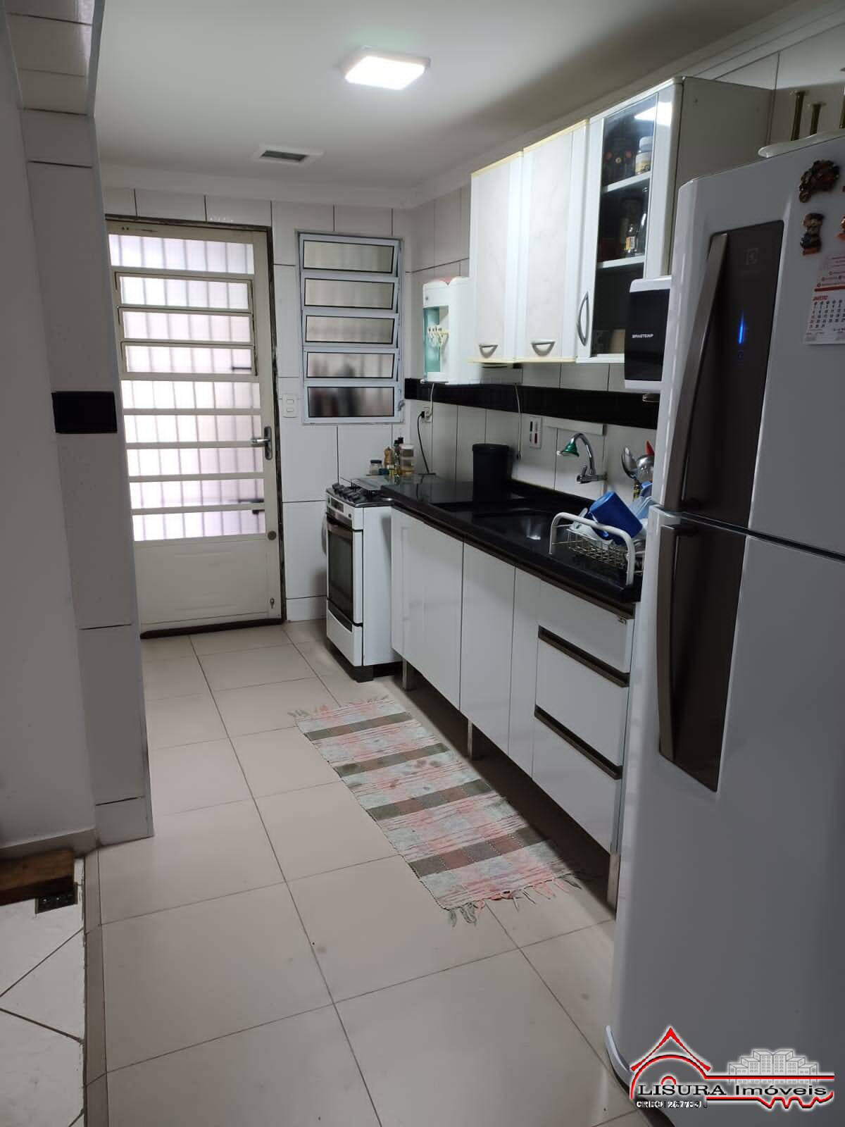 Casa à venda com 2 quartos, 155m² - Foto 34