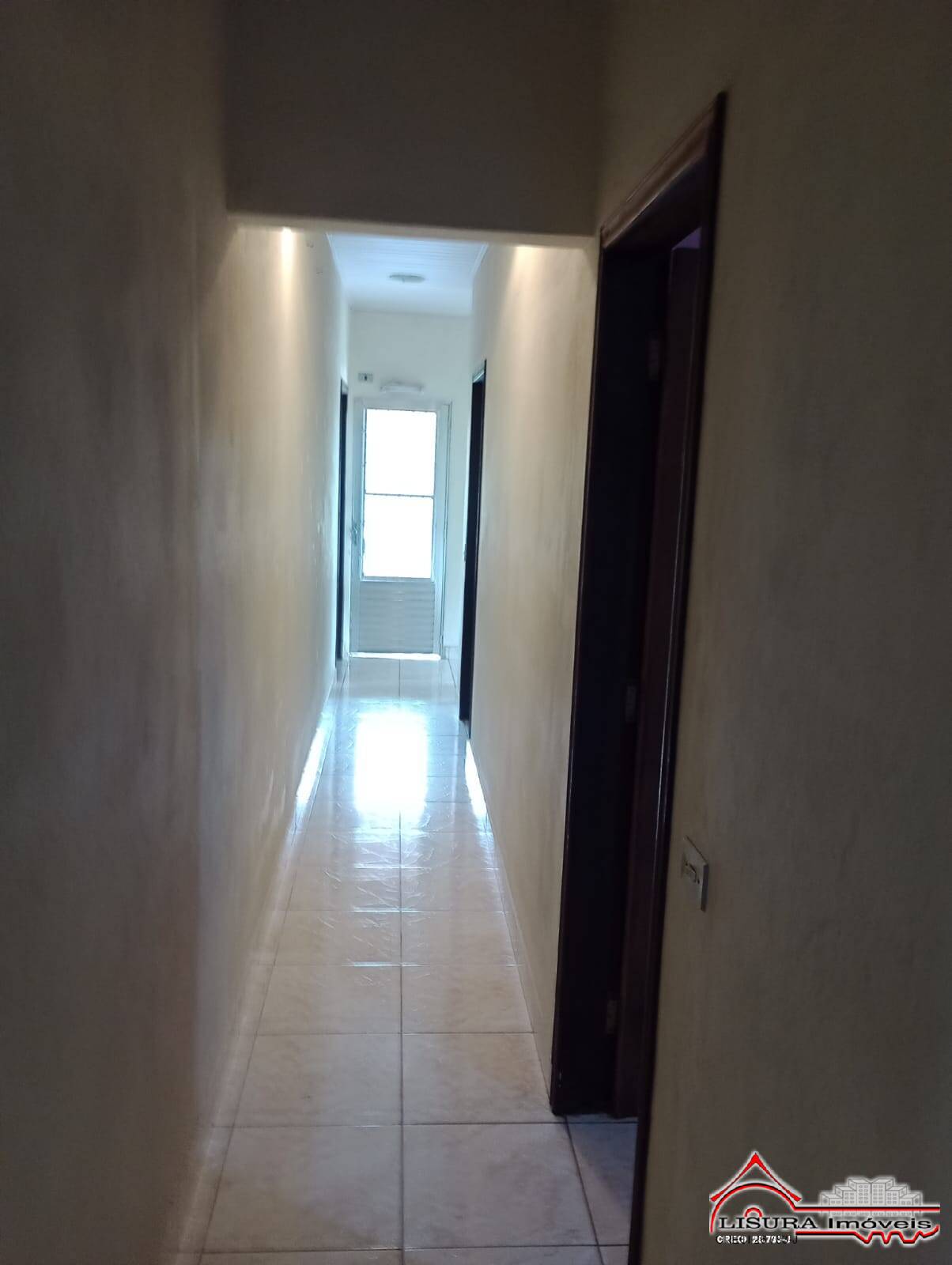 Casa à venda com 3 quartos, 236m² - Foto 32