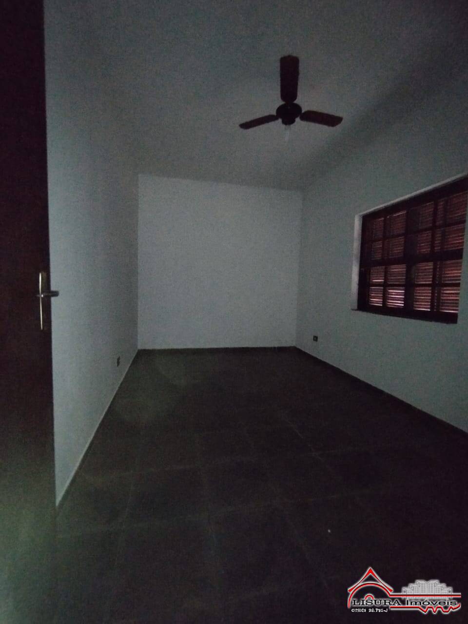 Casa à venda com 3 quartos, 250m² - Foto 14