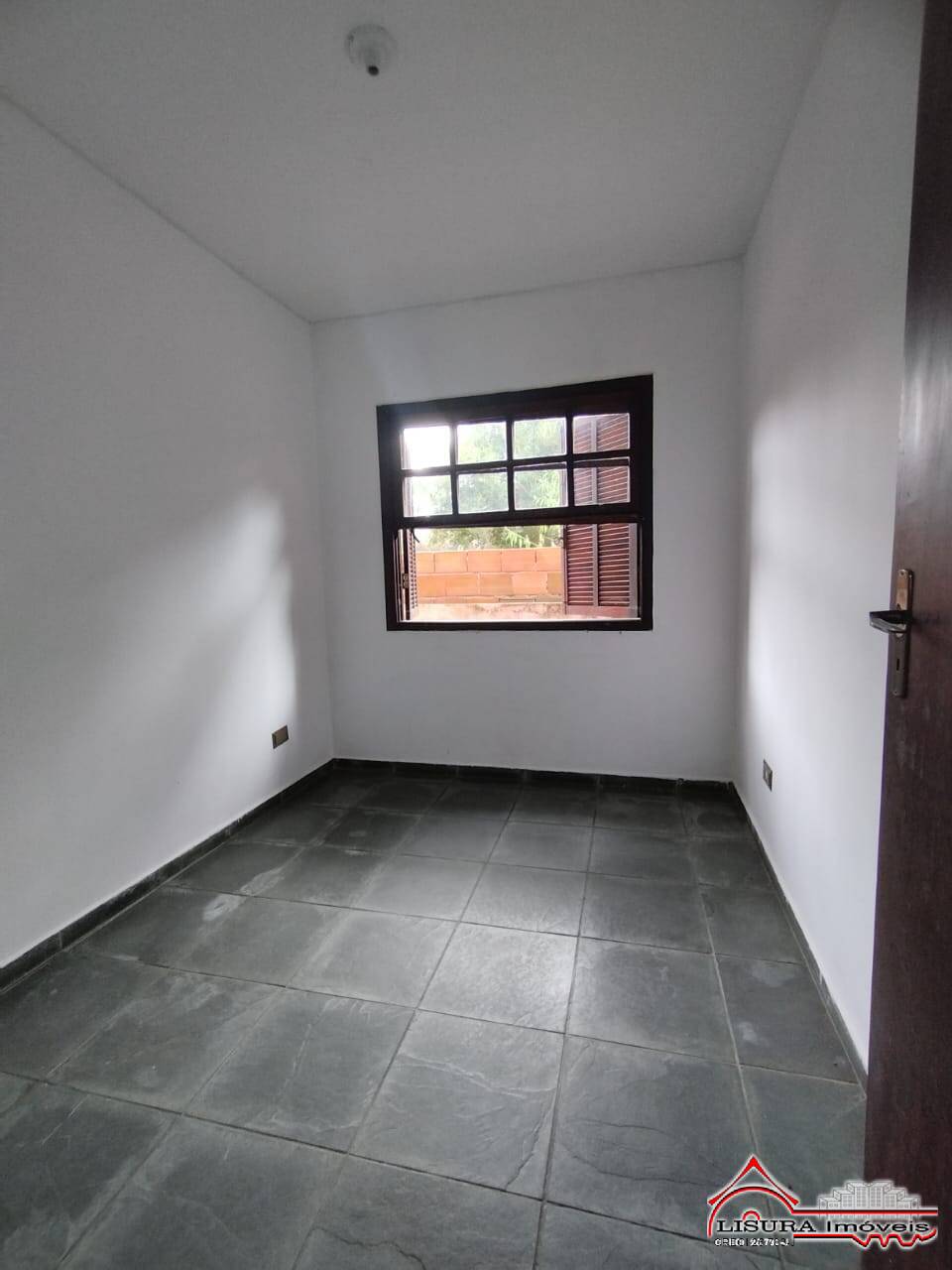 Casa à venda com 3 quartos, 250m² - Foto 15