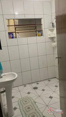 Casa à venda com 3 quartos, 150m² - Foto 2