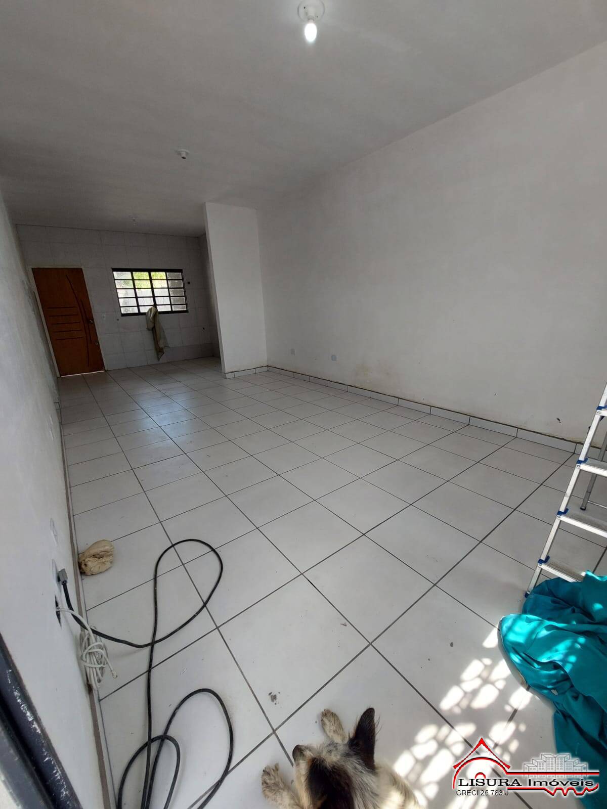 Casa à venda com 1 quarto, 57m² - Foto 4