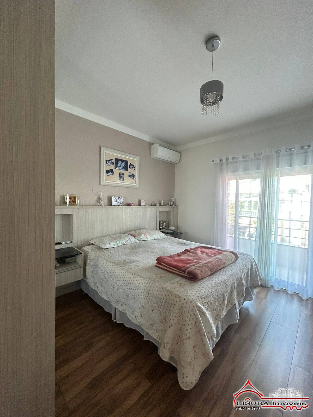 Casa de Condomínio à venda com 3 quartos, 285m² - Foto 14