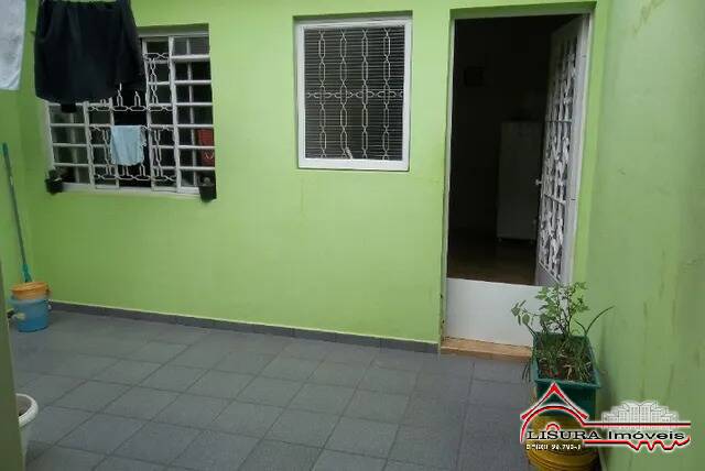 Casa à venda com 2 quartos, 180m² - Foto 16