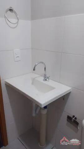 Apartamento à venda com 2 quartos, 39m² - Foto 8