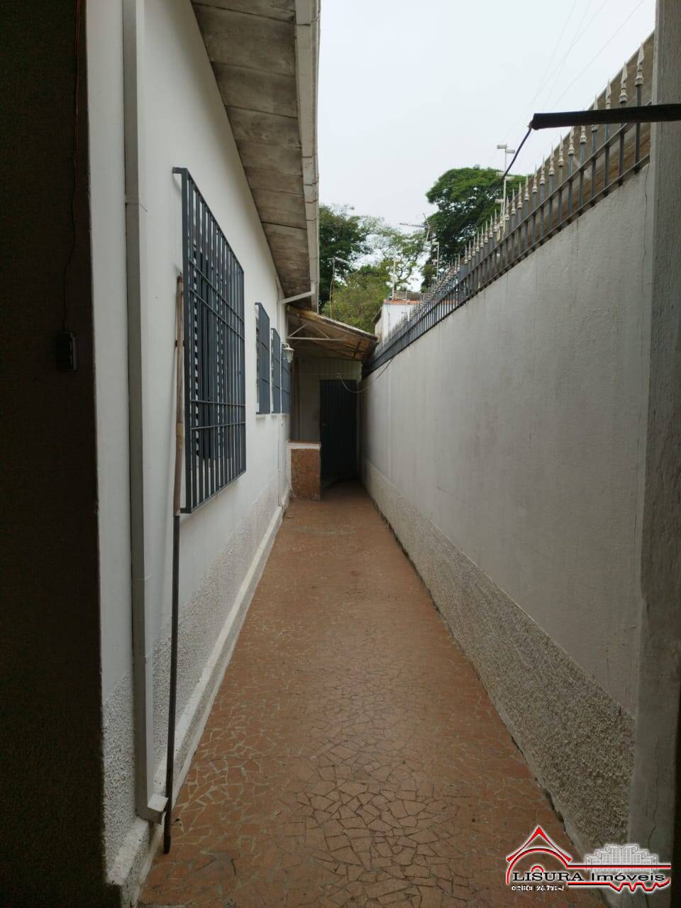 Casa para alugar com 3 quartos, 224m² - Foto 30