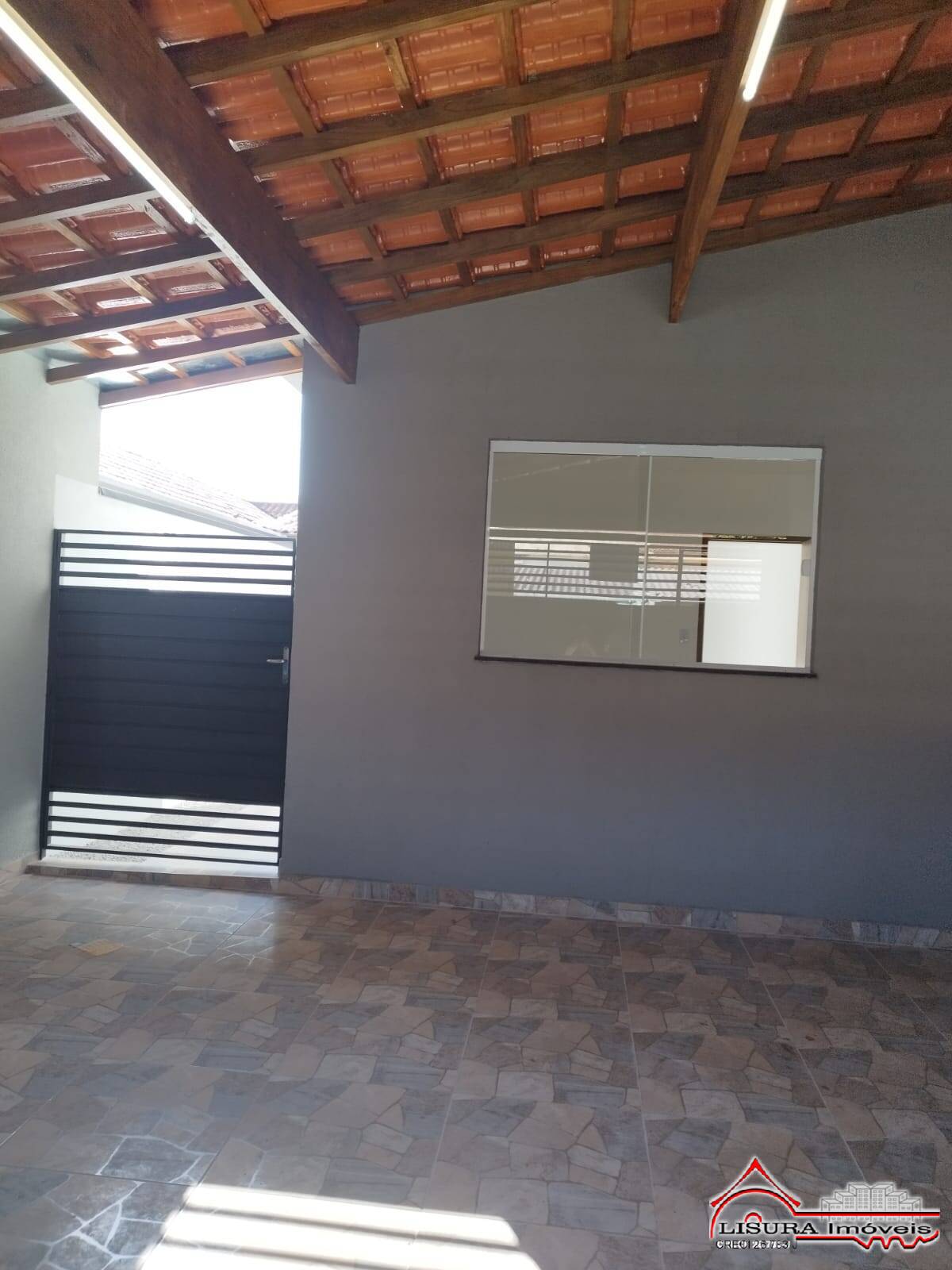 Casa à venda com 2 quartos, 94m² - Foto 3