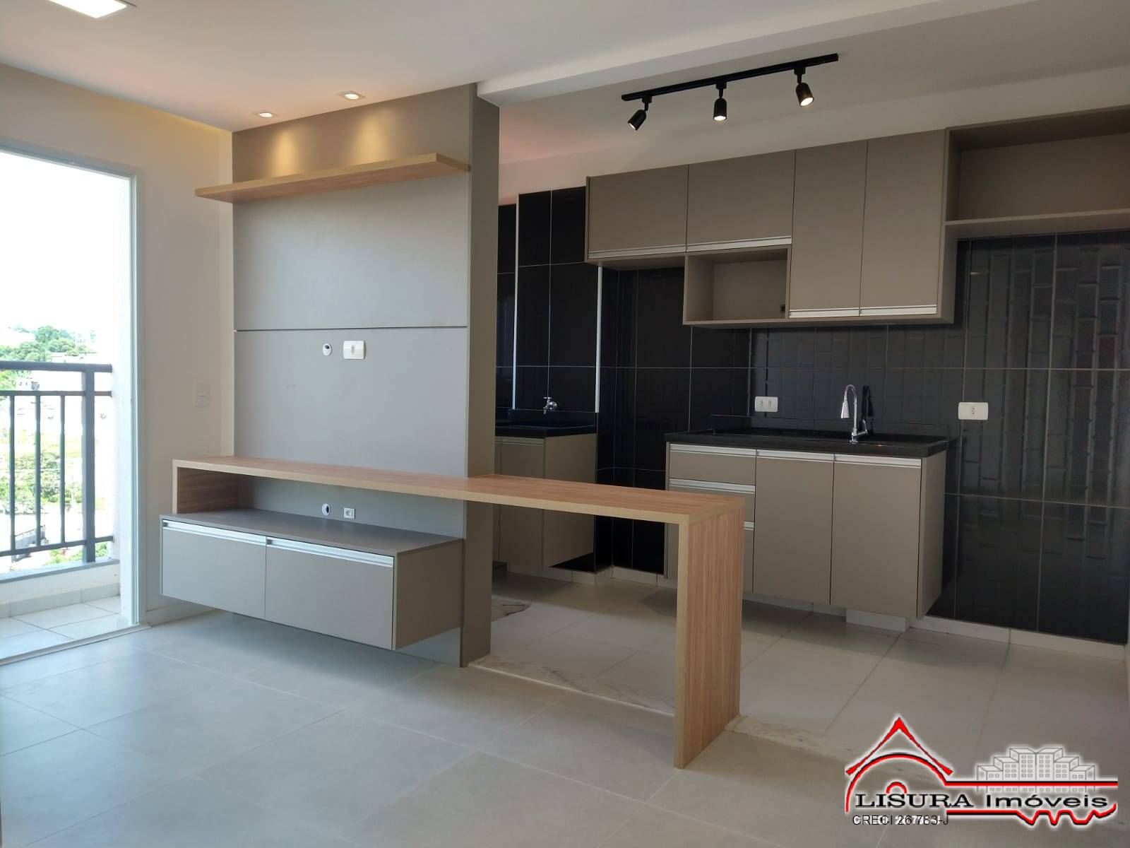 Apartamento à venda com 2 quartos, 47m² - Foto 1