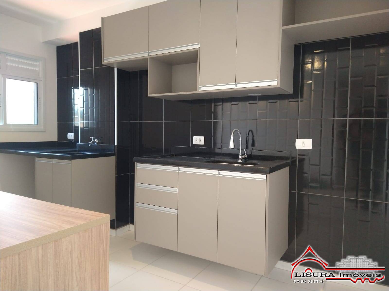 Apartamento à venda com 2 quartos, 47m² - Foto 3