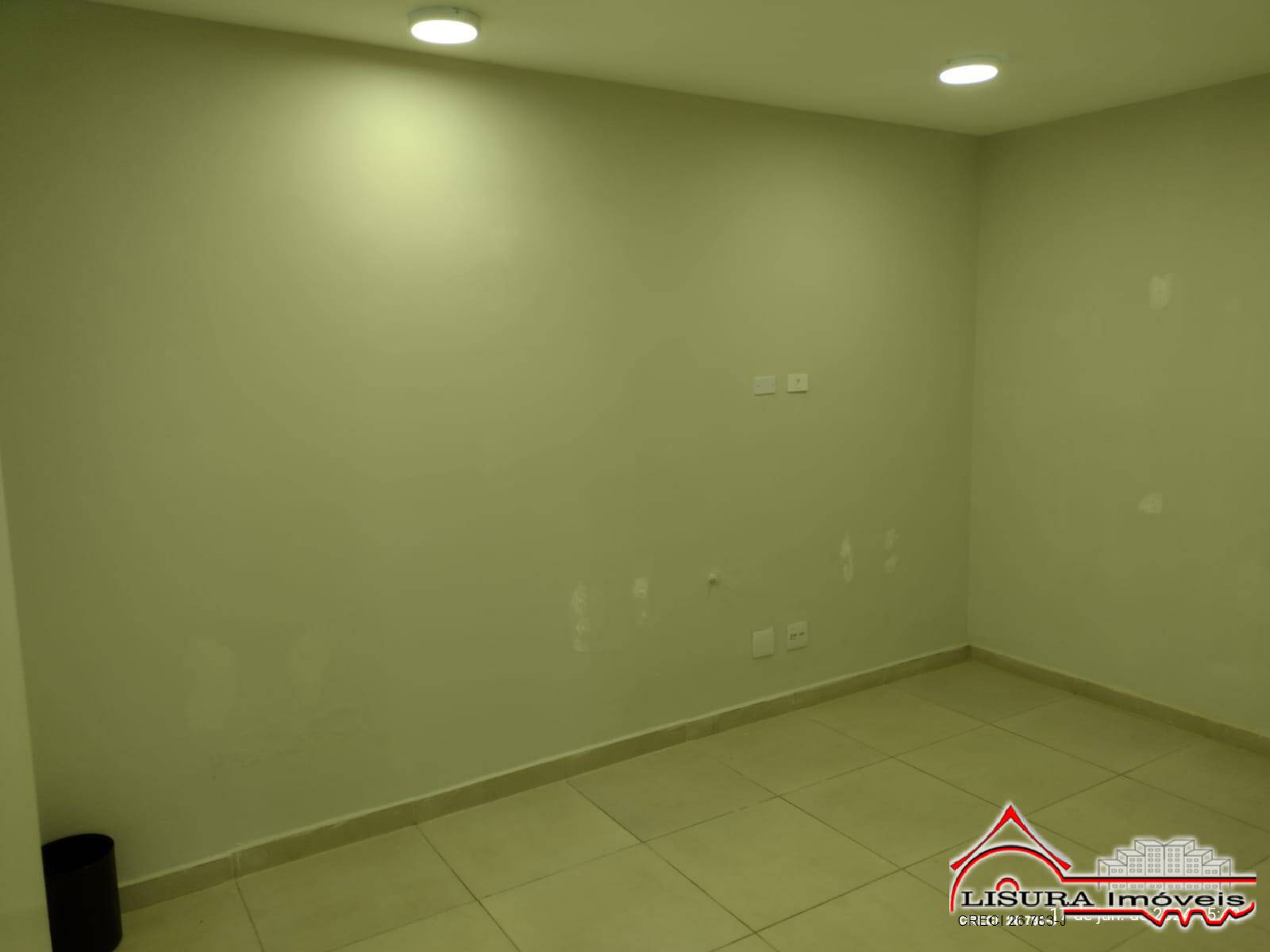 Loja-Salão para alugar com 4 quartos, 302m² - Foto 17