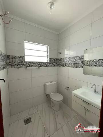 Casa à venda com 3 quartos, 160m² - Foto 12