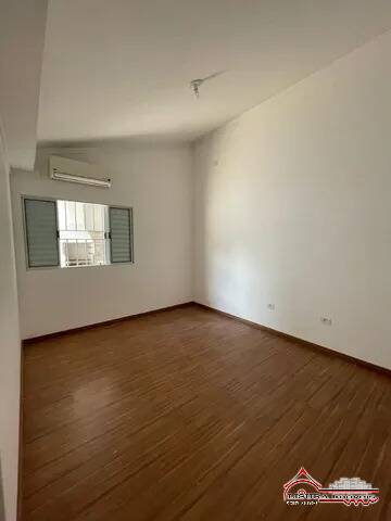 Casa à venda com 3 quartos, 160m² - Foto 9