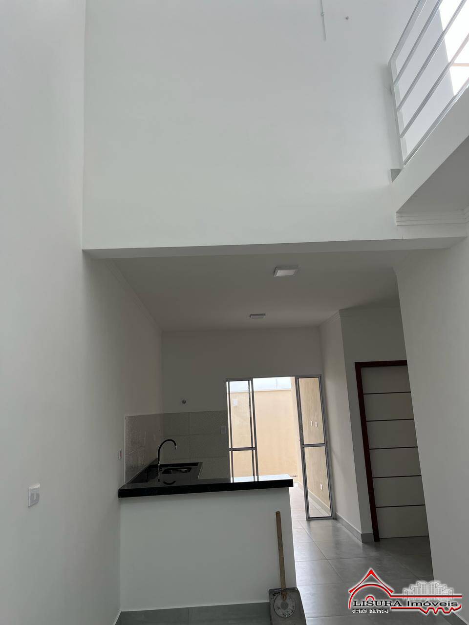 Casa à venda com 3 quartos, 119m² - Foto 13