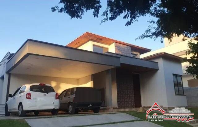 Casa de Condomínio à venda com 4 quartos, 289m² - Foto 1