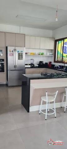 Casa de Condomínio à venda com 4 quartos, 289m² - Foto 5