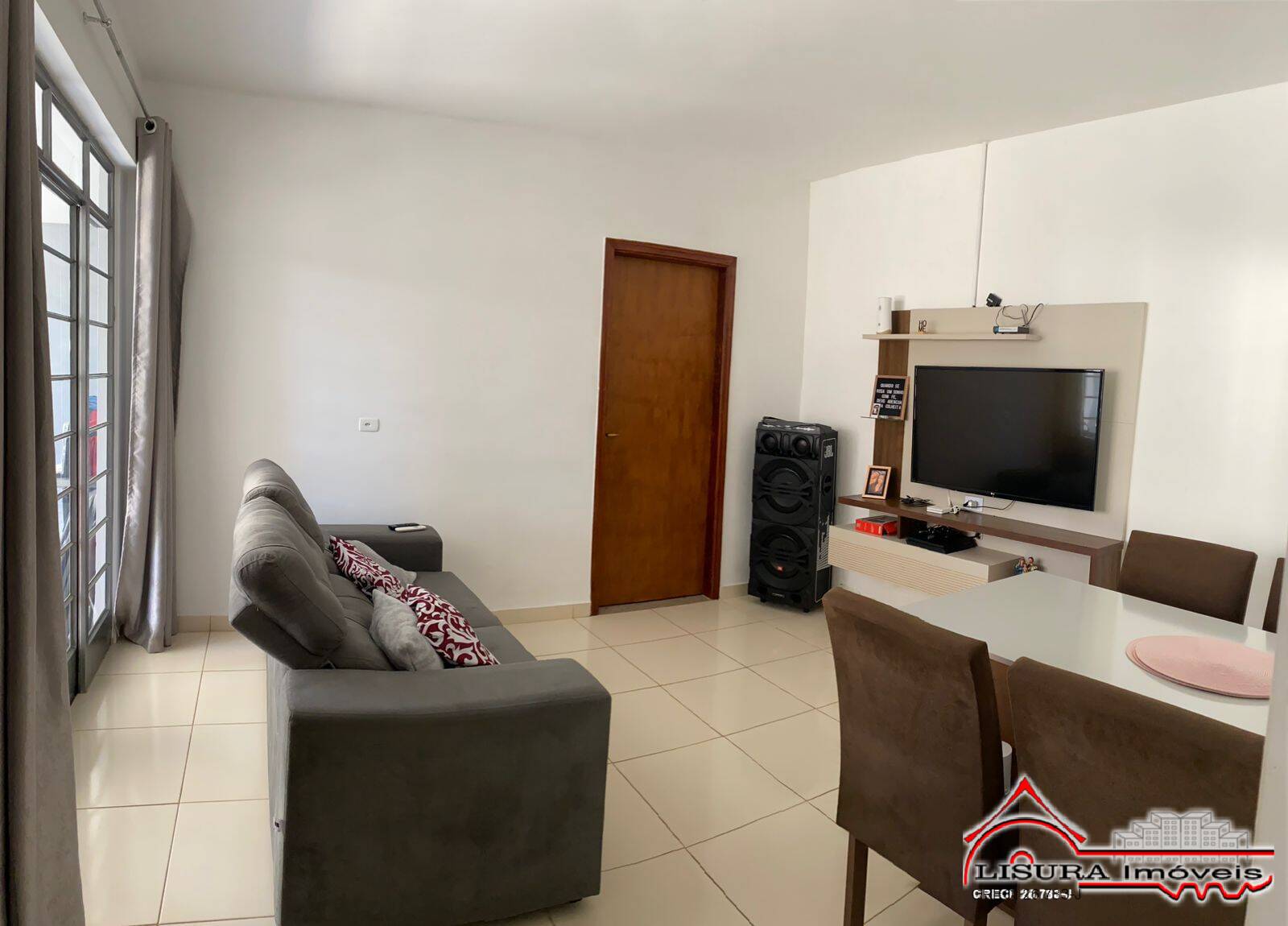 Casa à venda com 3 quartos, 360m² - Foto 6