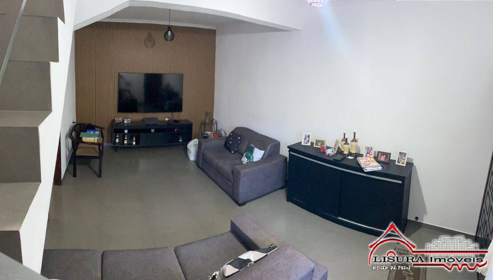 Casa à venda com 3 quartos, 360m² - Foto 2