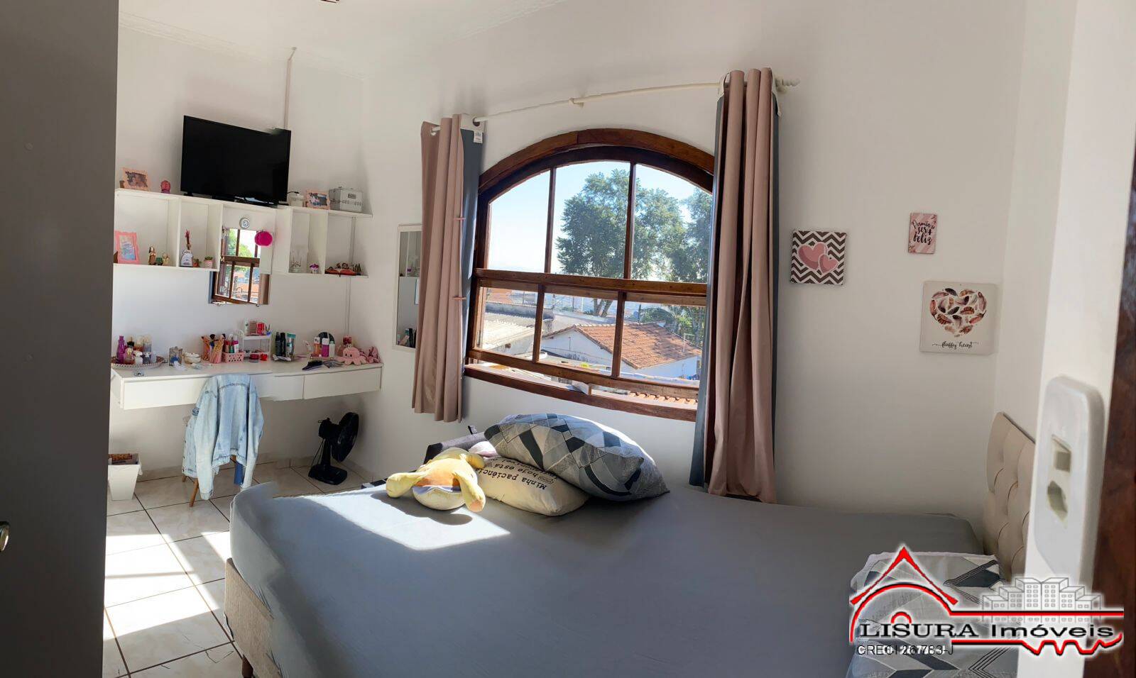 Casa à venda com 3 quartos, 360m² - Foto 15