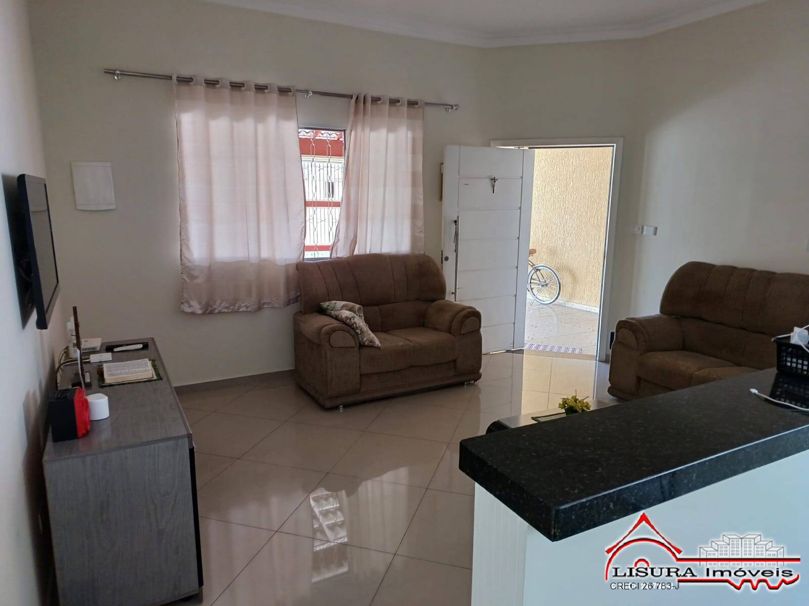 Casa à venda com 2 quartos, 140m² - Foto 5