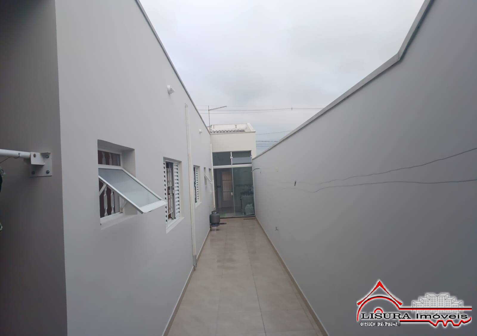 Casa à venda com 2 quartos, 140m² - Foto 26