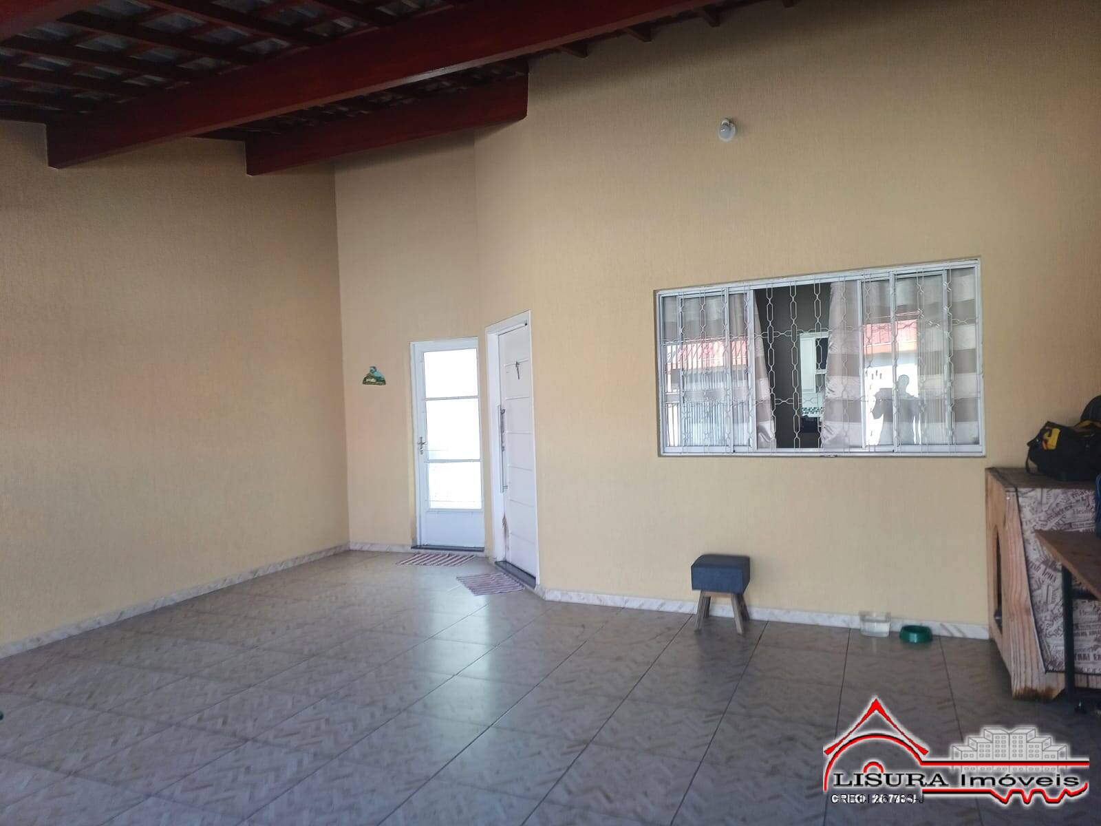 Casa à venda com 2 quartos, 140m² - Foto 4