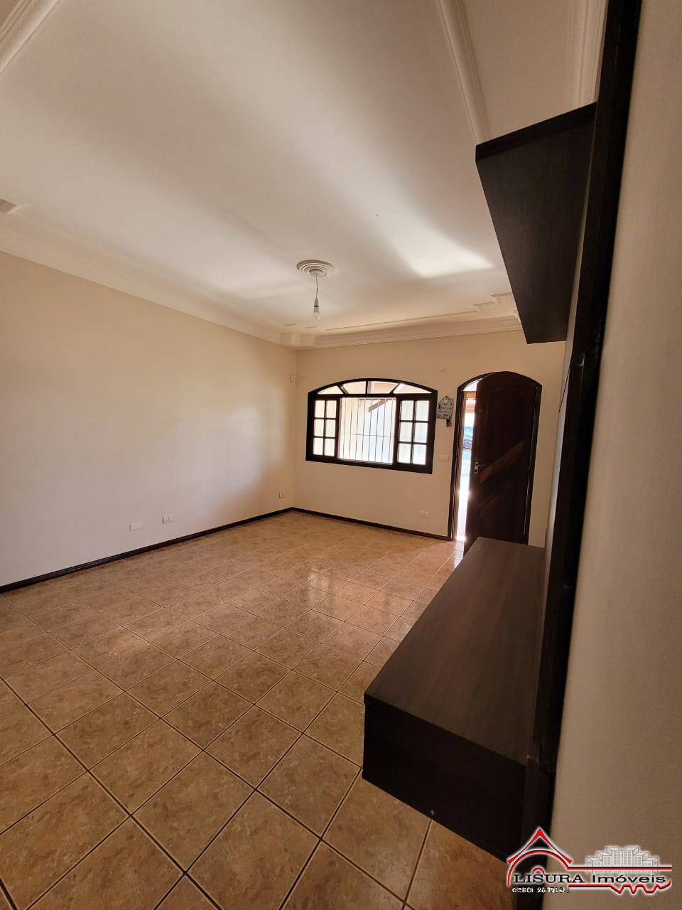 Casa à venda com 3 quartos, 180m² - Foto 8