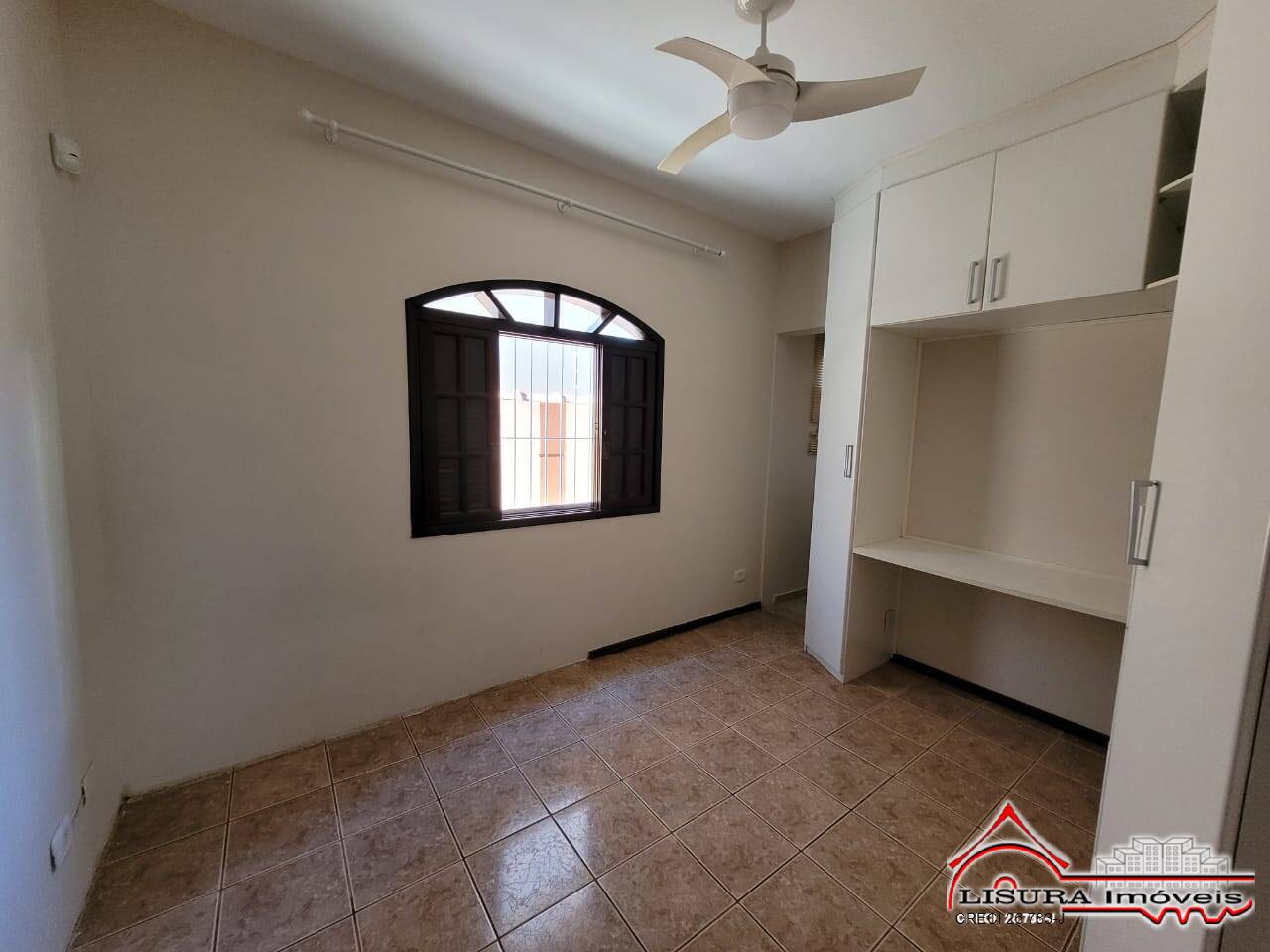 Casa à venda com 3 quartos, 180m² - Foto 17