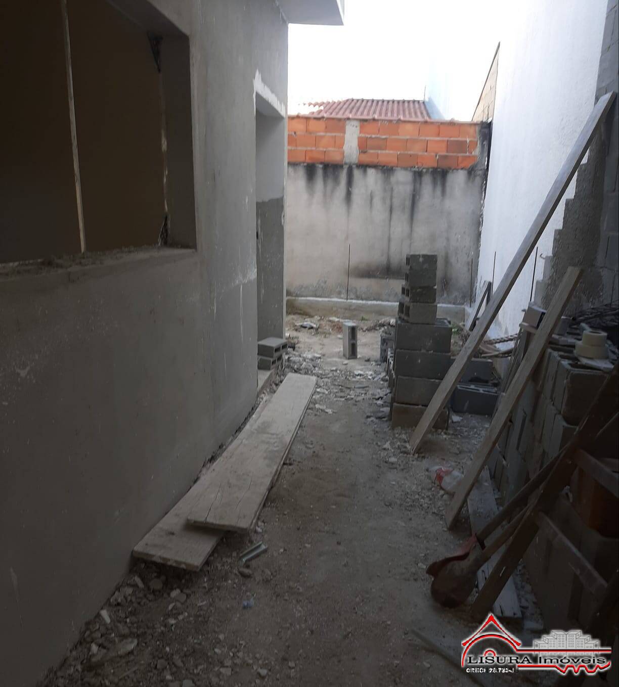 Casa à venda com 2 quartos, 175m² - Foto 8