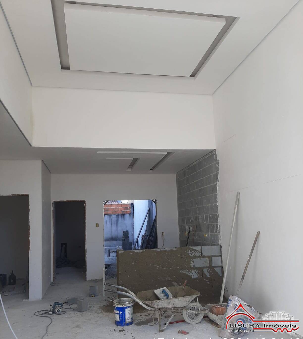 Casa à venda com 2 quartos, 175m² - Foto 3