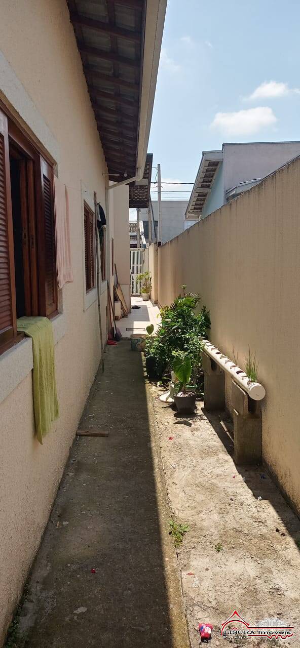 Casa à venda com 3 quartos, 100m² - Foto 16