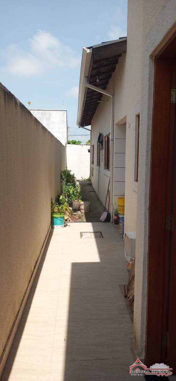 Casa à venda com 3 quartos, 100m² - Foto 15