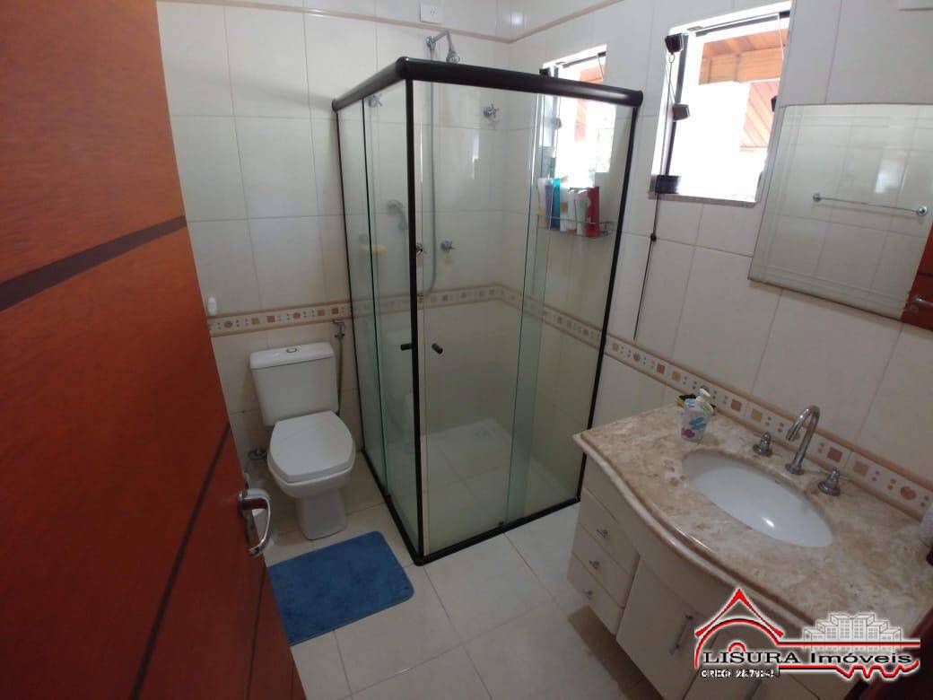 Casa de Condomínio à venda com 4 quartos, 340m² - Foto 15