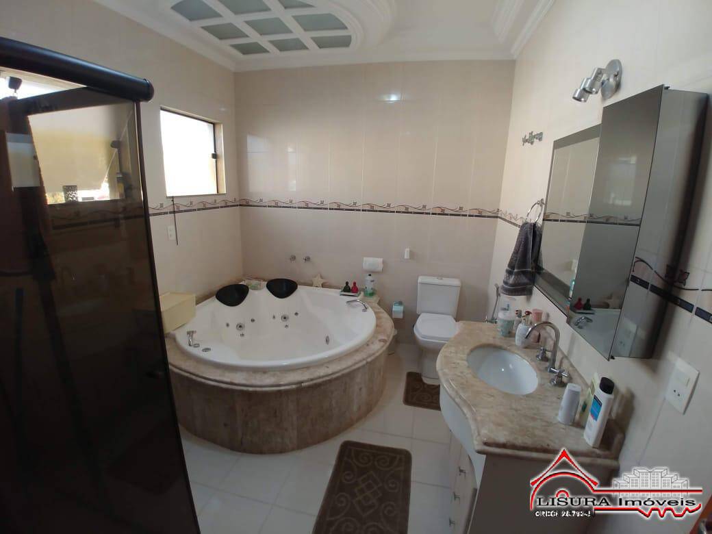 Casa de Condomínio à venda com 4 quartos, 340m² - Foto 14