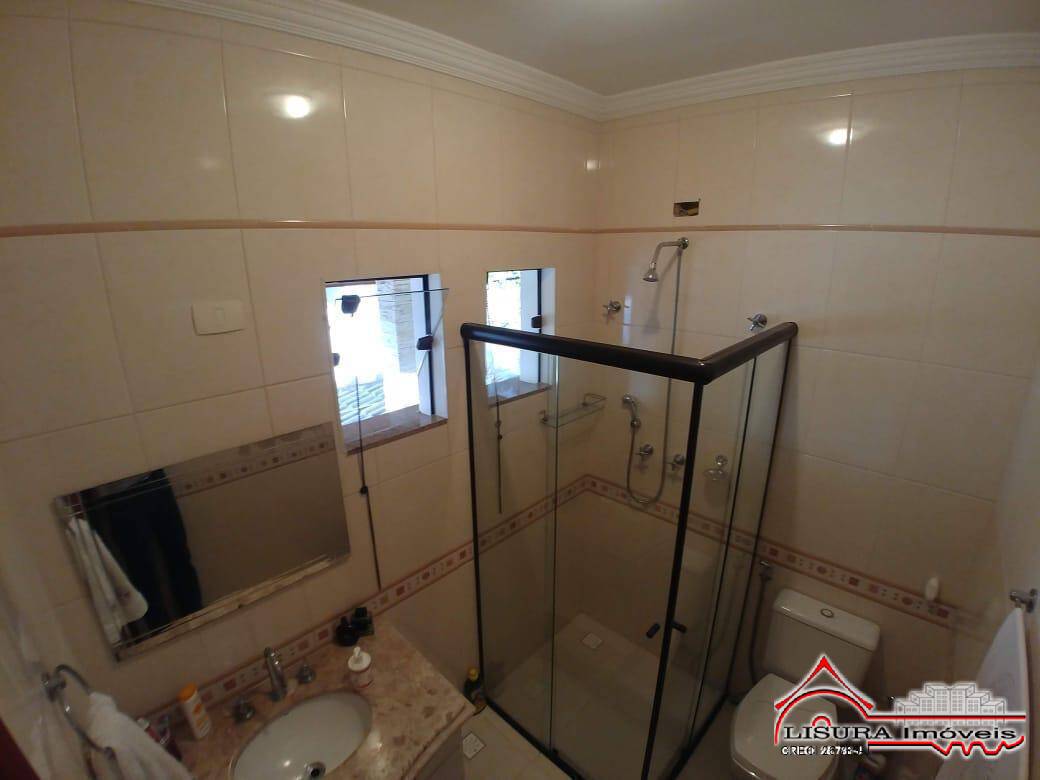 Casa de Condomínio à venda com 4 quartos, 340m² - Foto 18