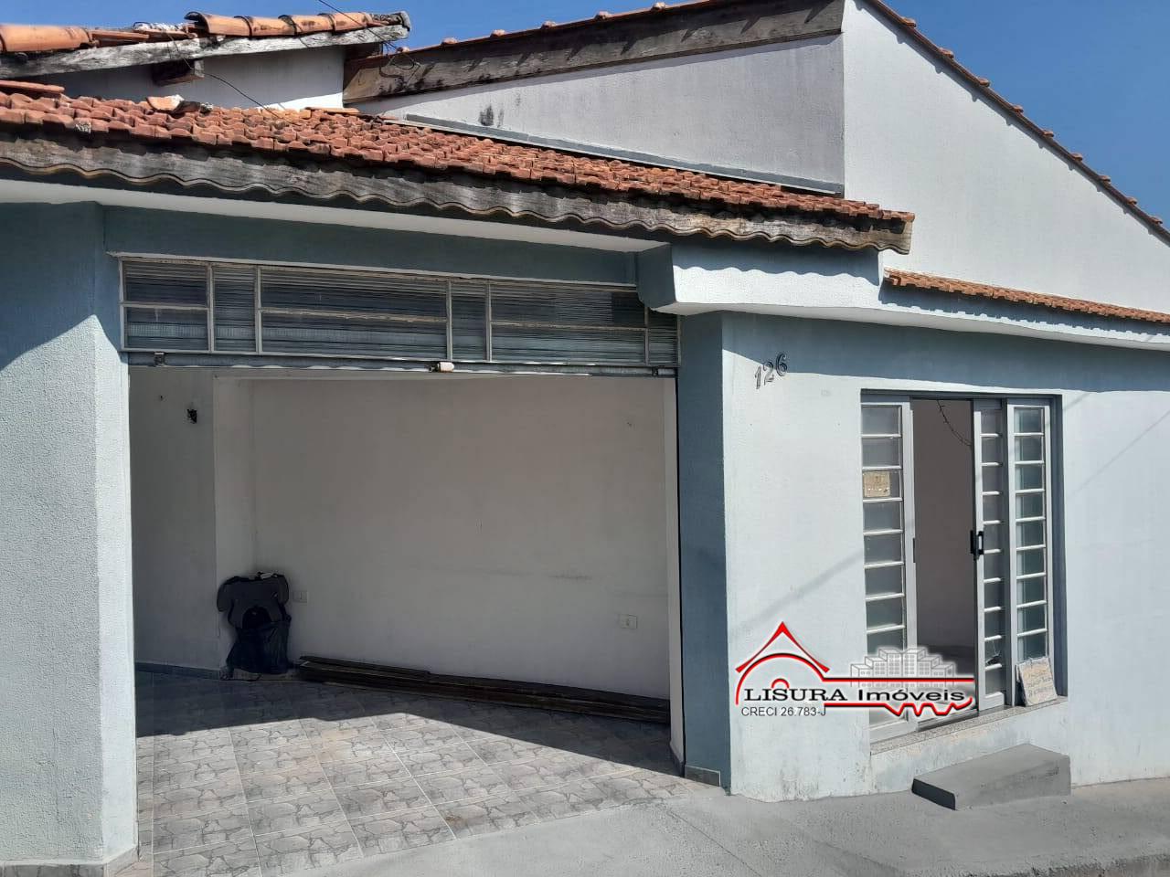 Casa à venda com 2 quartos, 69m² - Foto 1