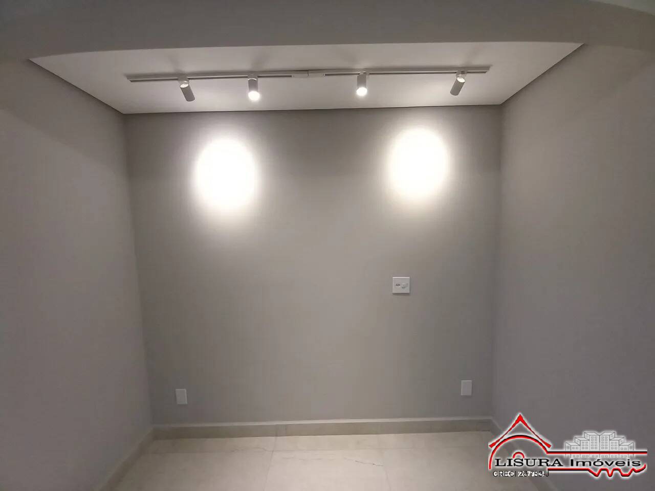 Apartamento para alugar com 3 quartos, 102m² - Foto 2