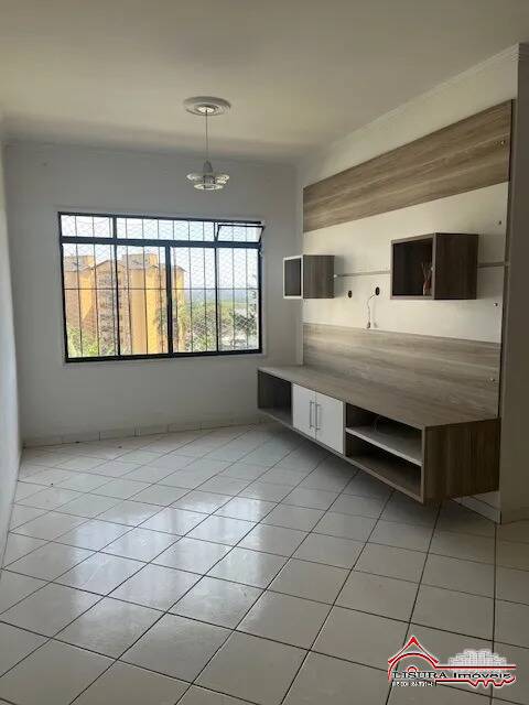 Apartamento à venda com 3 quartos, 88m² - Foto 2