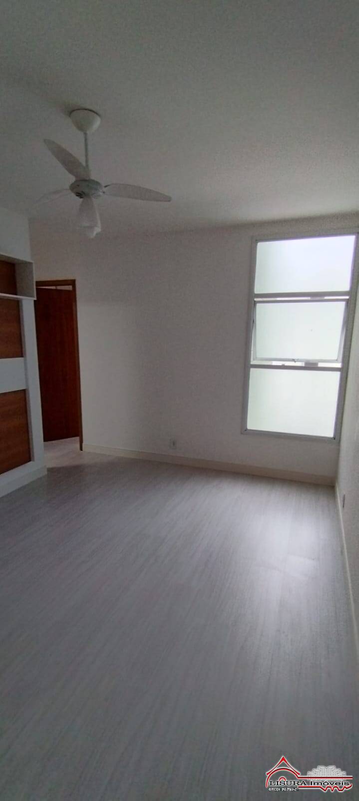 Apartamento à venda com 2 quartos, 48m² - Foto 3