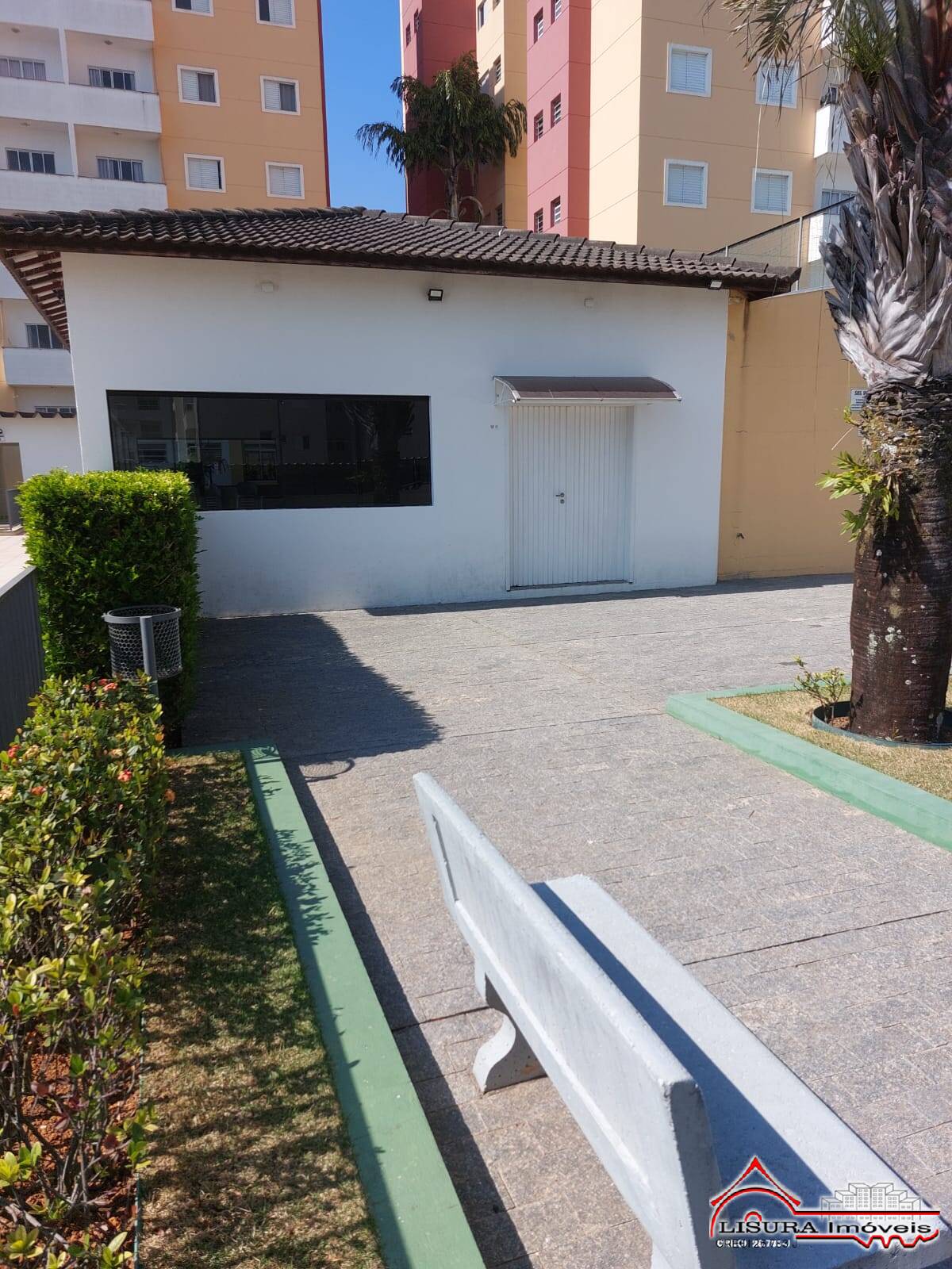 Apartamento à venda com 3 quartos, 87m² - Foto 18