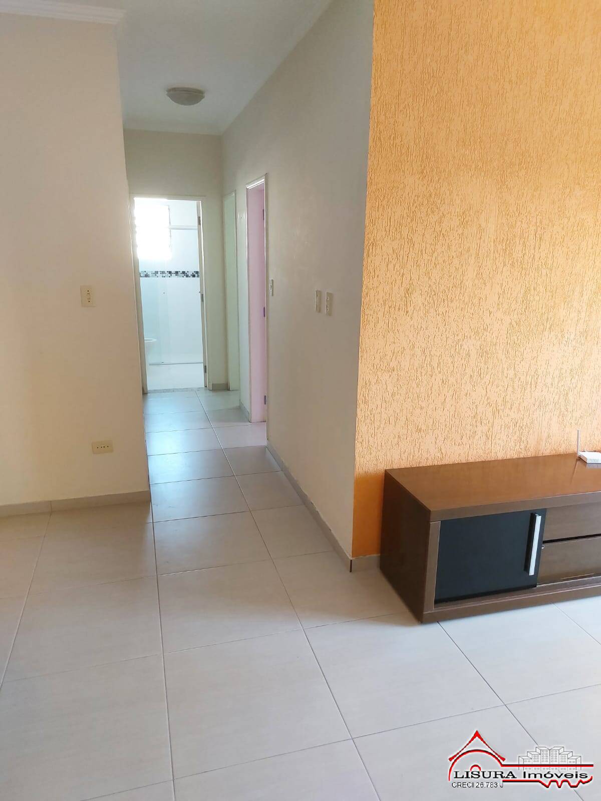 Apartamento à venda com 3 quartos, 87m² - Foto 2