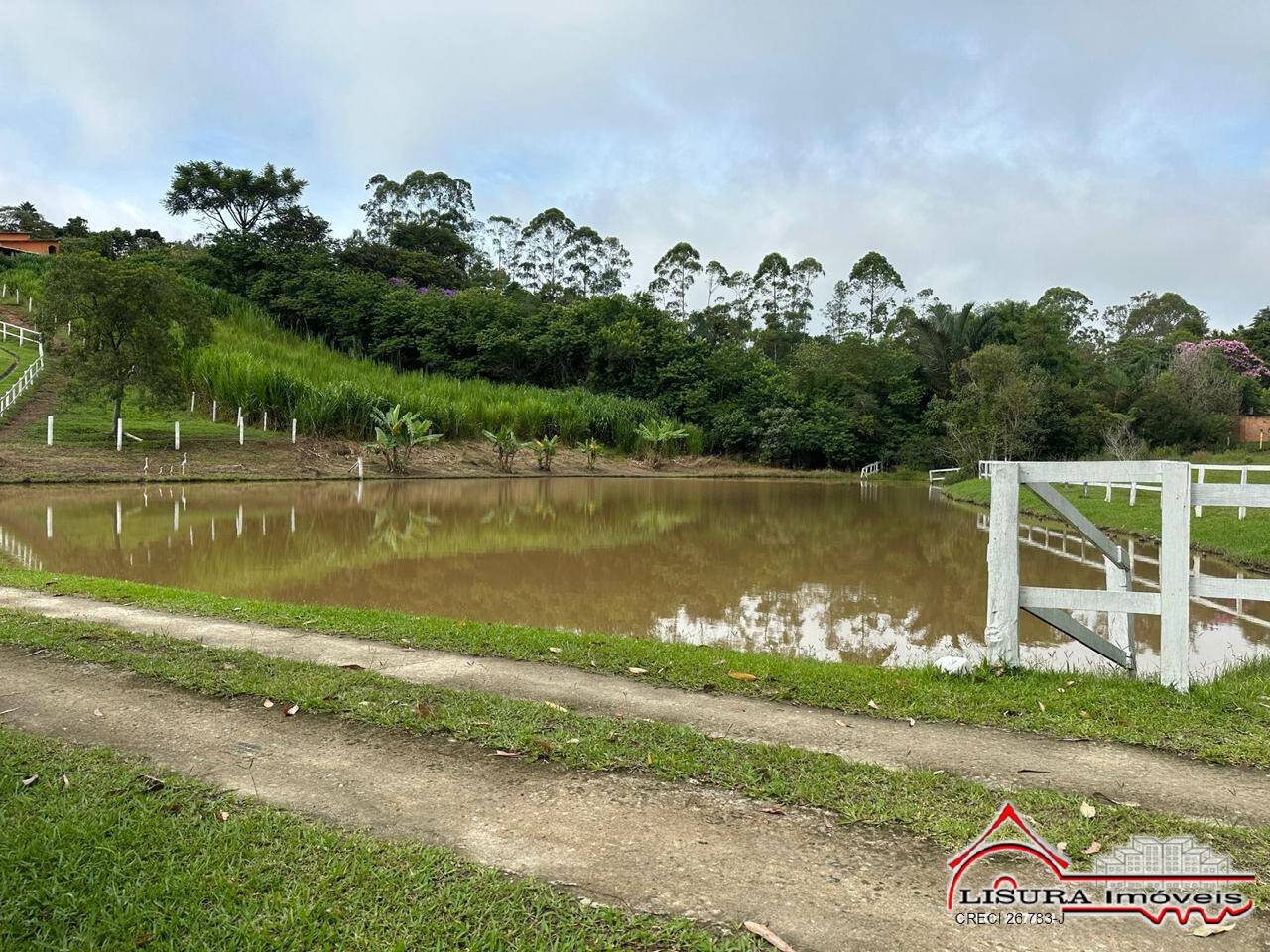 Fazenda à venda com 8 quartos, 21000m² - Foto 18