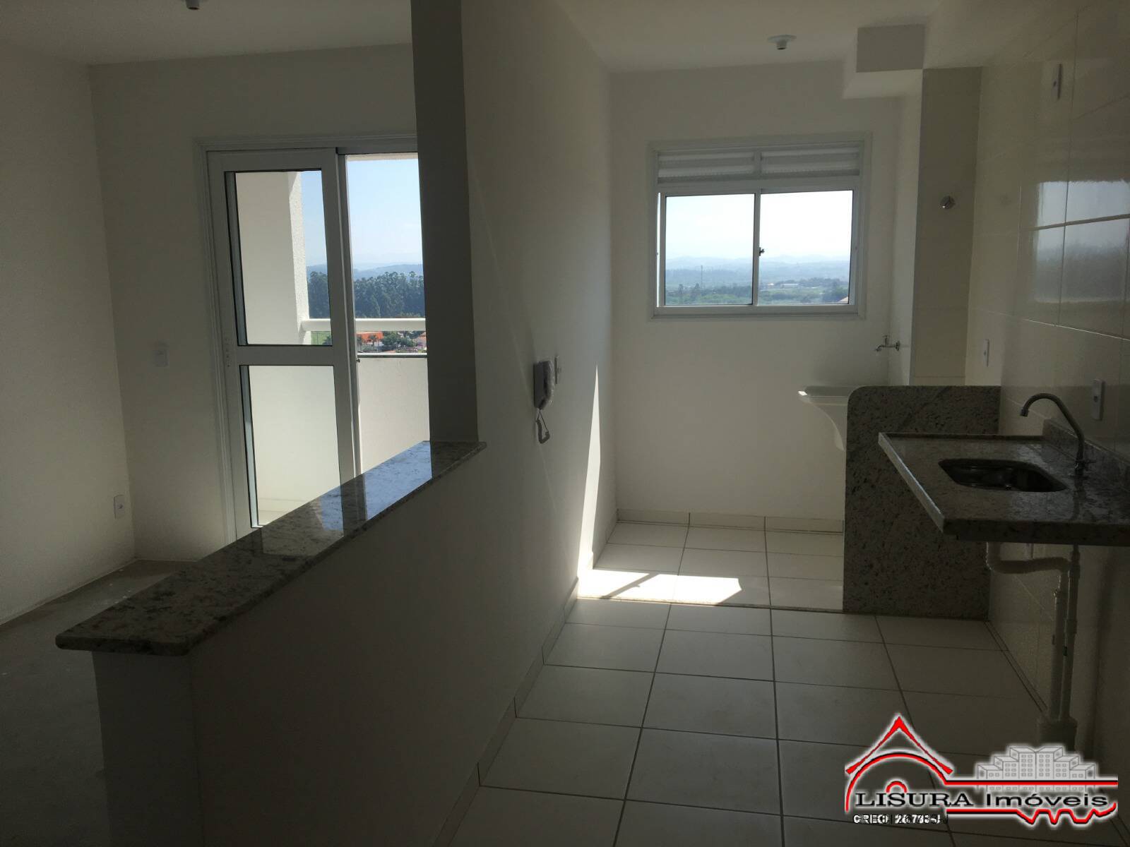 Apartamento à venda com 2 quartos, 46m² - Foto 1