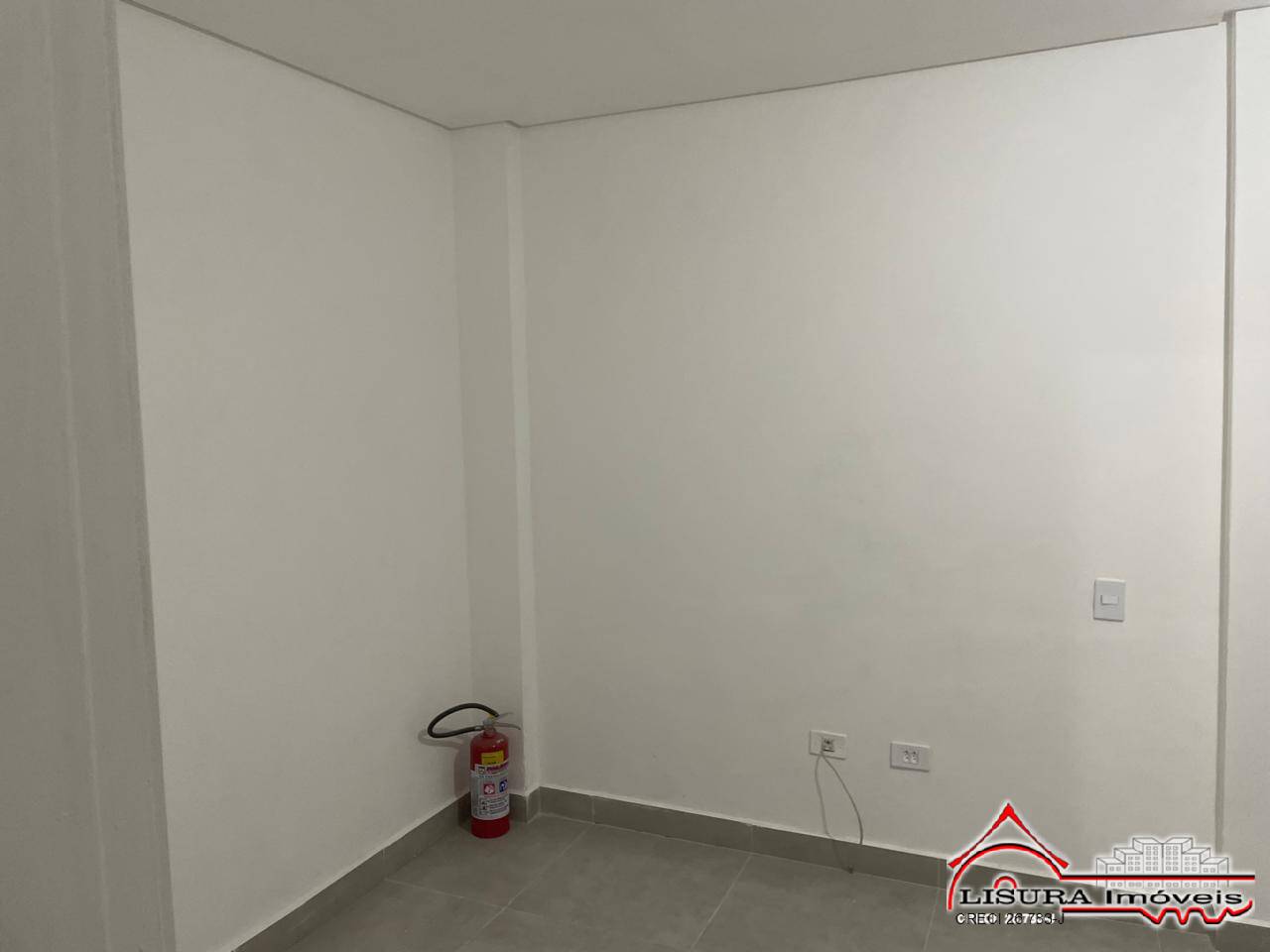 Casa para alugar com 1 quarto, 16m² - Foto 11