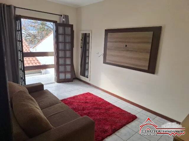 Casa à venda com 3 quartos, 214m² - Foto 8